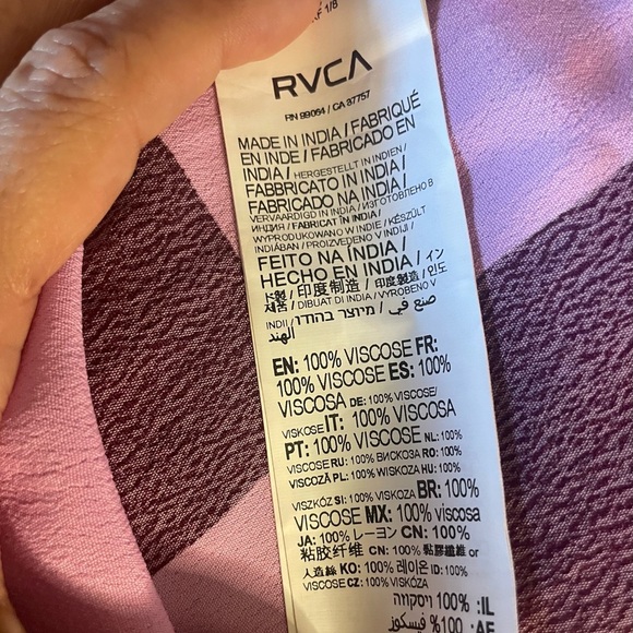 RVCA Purple and Pink Checkered Chemise - Picture 8 of 8